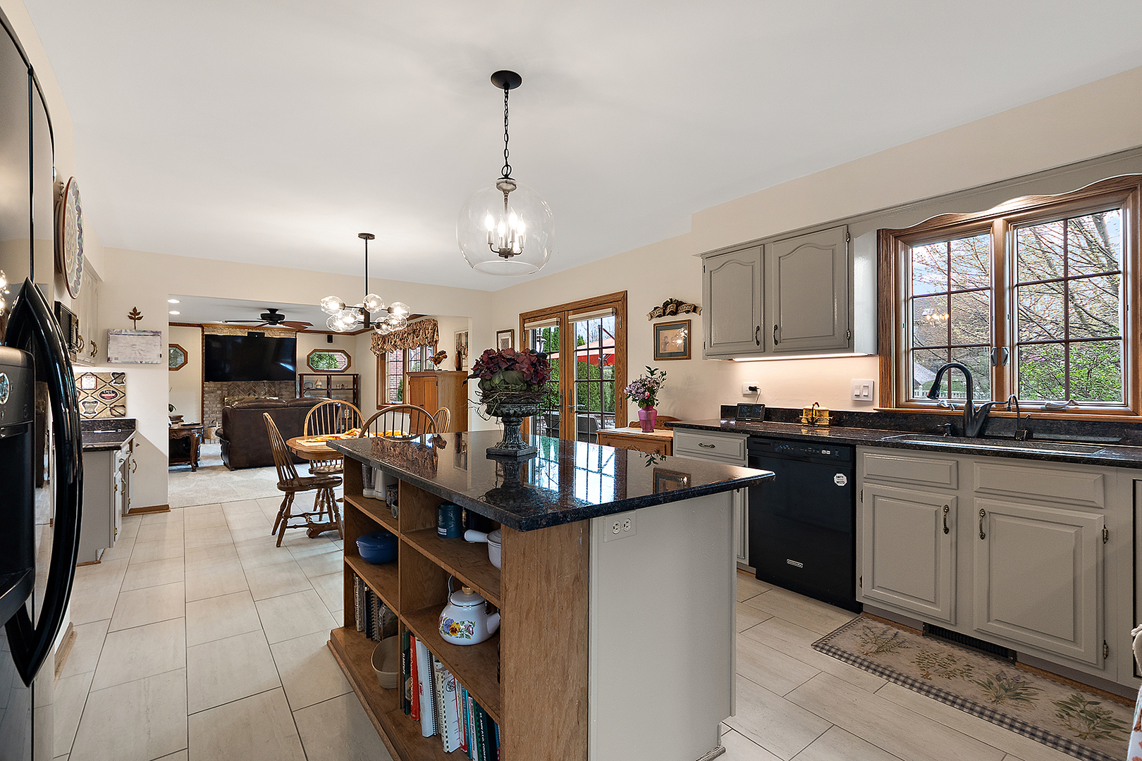 10711 Landings Drive, Orland Park, IL 60467