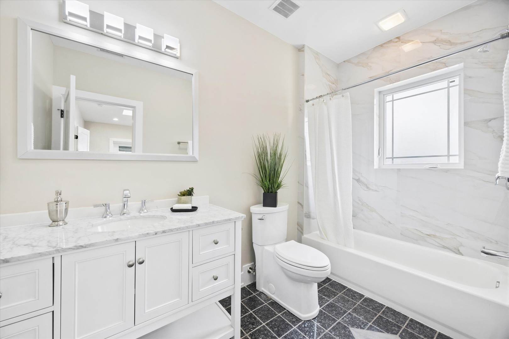 9807 W 57th Street, Countryside, IL 60525