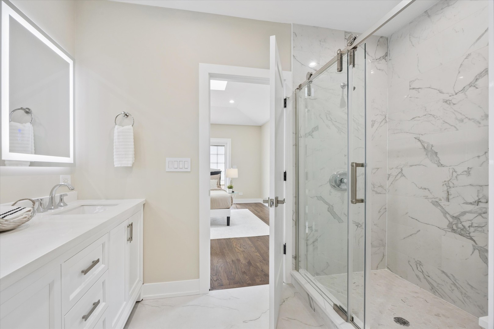 9807 W 57th Street, Countryside, IL 60525