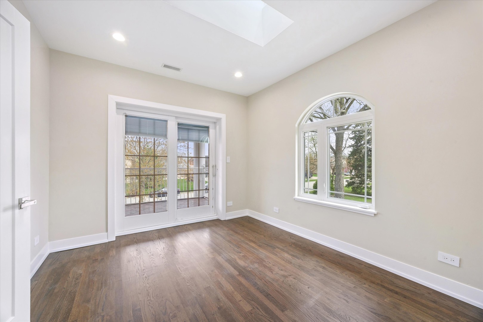 9807 W 57th Street, Countryside, IL 60525