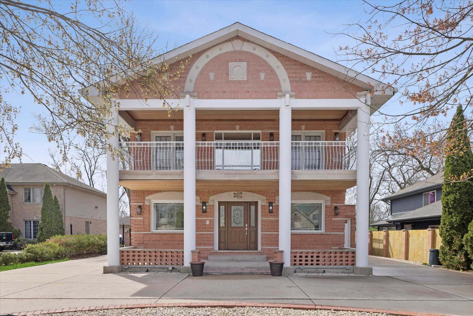 9807 W 57th Street, Countryside, IL 60525