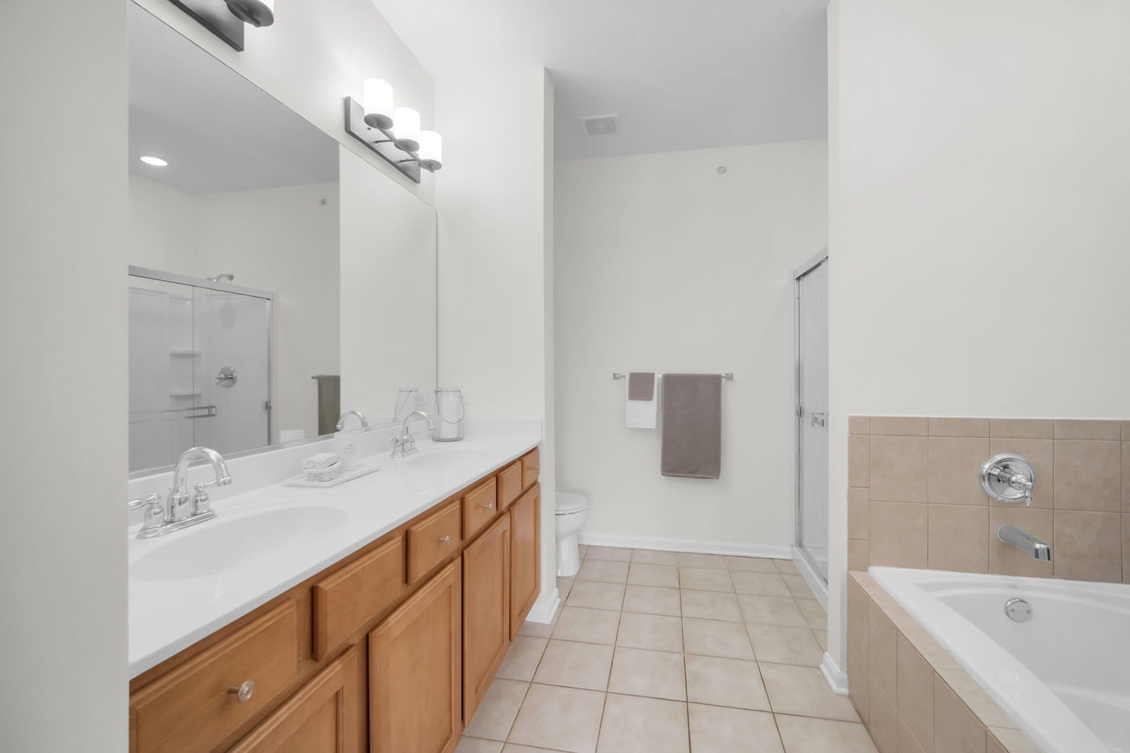 1053 Canary Avenue, Yorkville, IL 60560