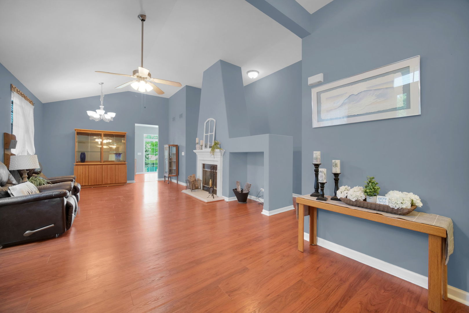 1053 Canary Avenue, Yorkville, IL 60560