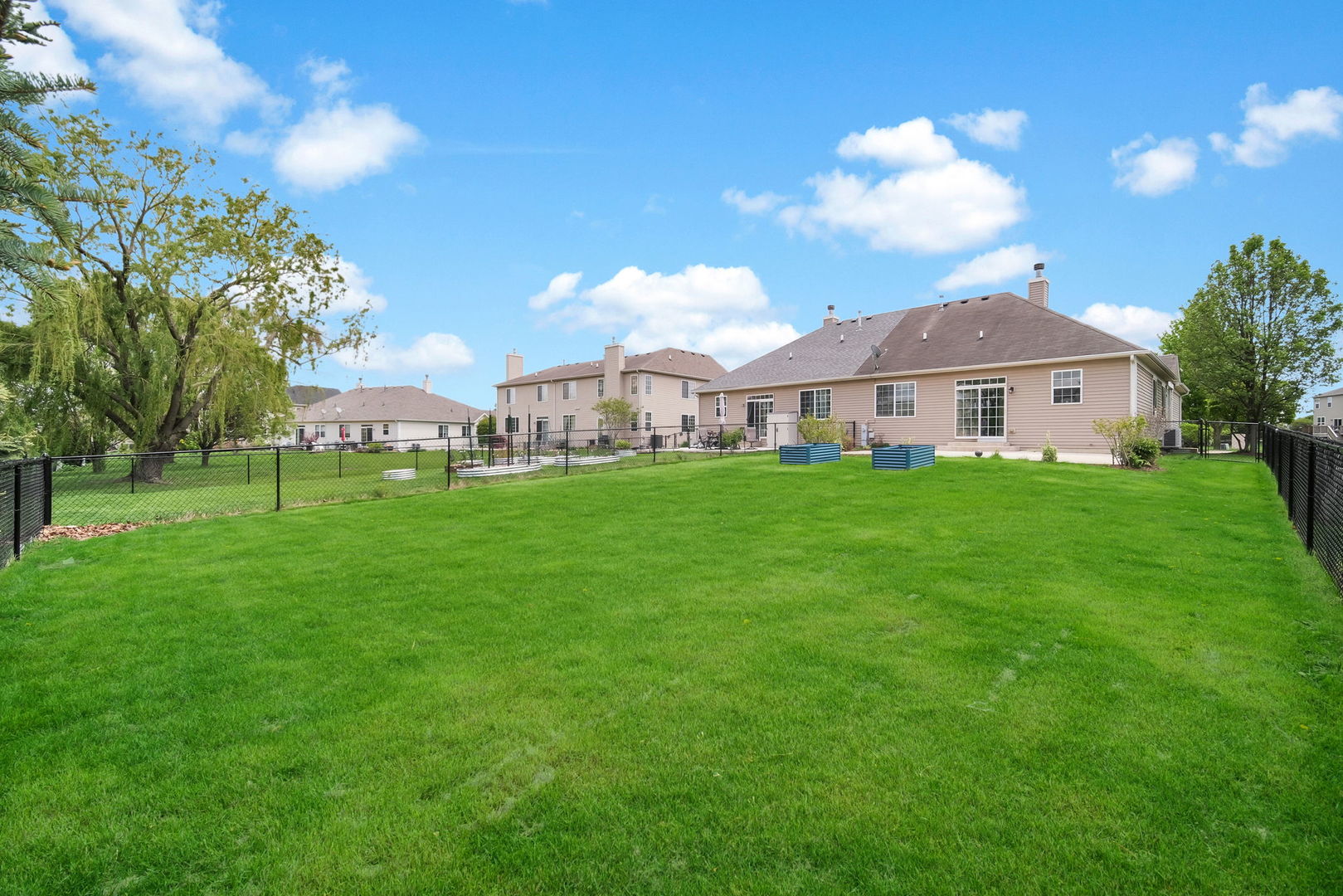 1053 Canary Avenue, Yorkville, IL 60560