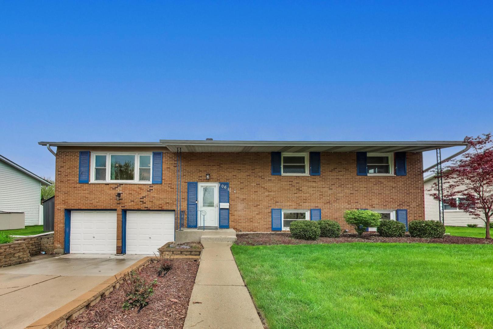 1061 E Sayles Drive, Palatine, IL 60074
