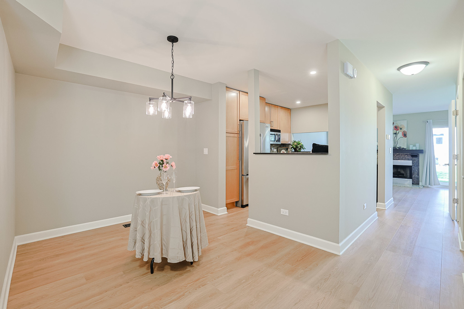 2004 Waverly Lane, Algonquin, IL 60102