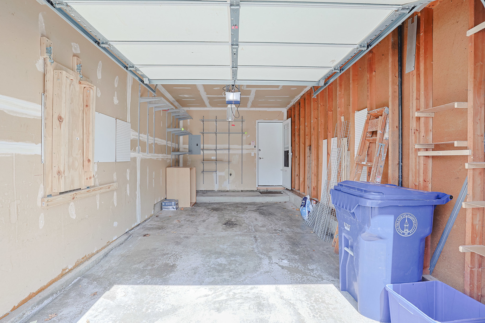 2004 Waverly Lane, Algonquin, IL 60102