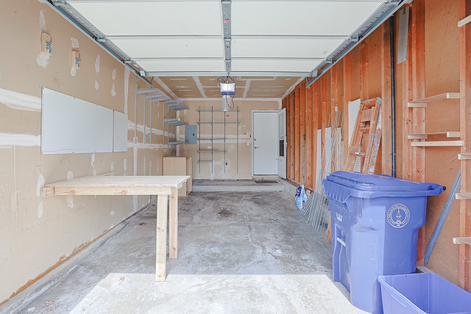 2004 Waverly Lane, Algonquin, IL 60102