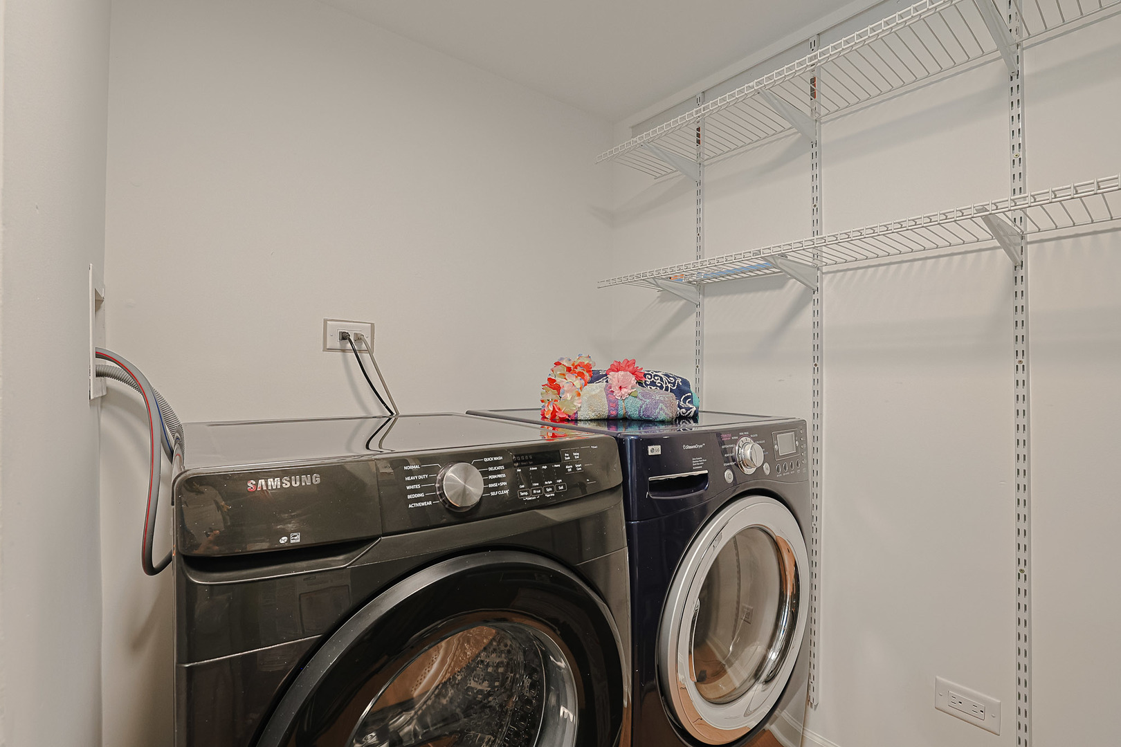 2004 Waverly Lane, Algonquin, IL 60102