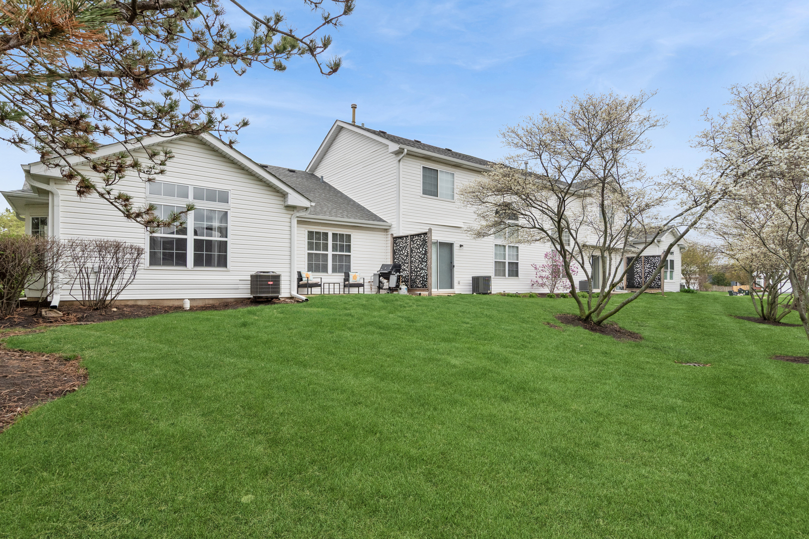 217 Kathryn Lane, North Aurora, IL 60542