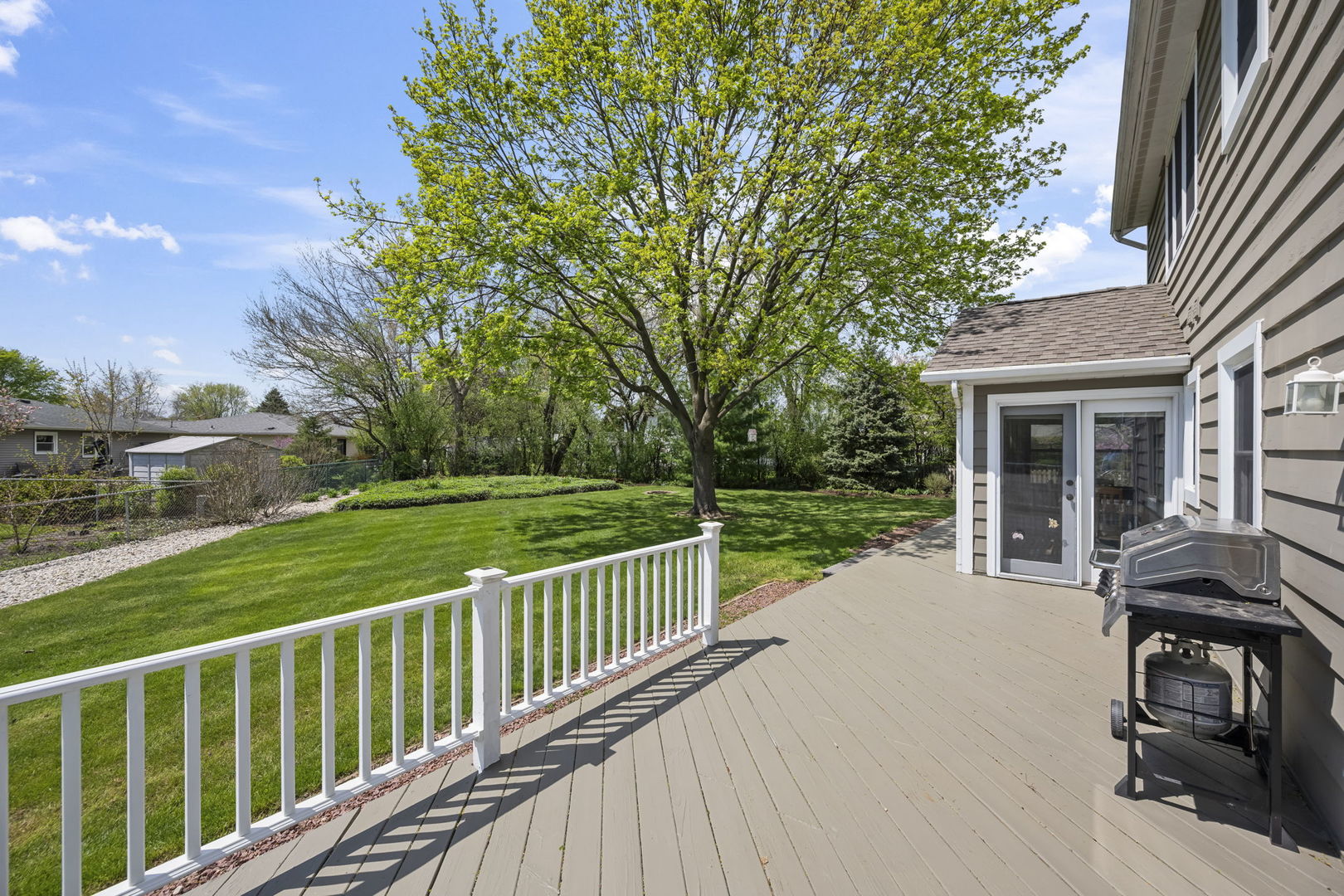 59 Sylvan Court, Elk Grove Village, IL 60007