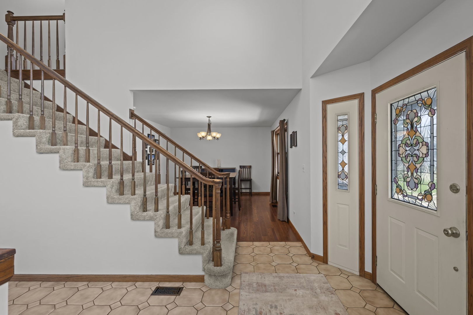 59 Sylvan Court, Elk Grove Village, IL 60007