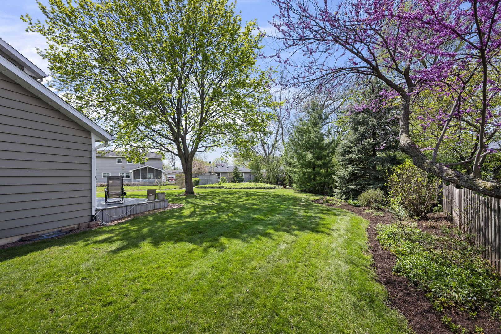 59 Sylvan Court, Elk Grove Village, IL 60007