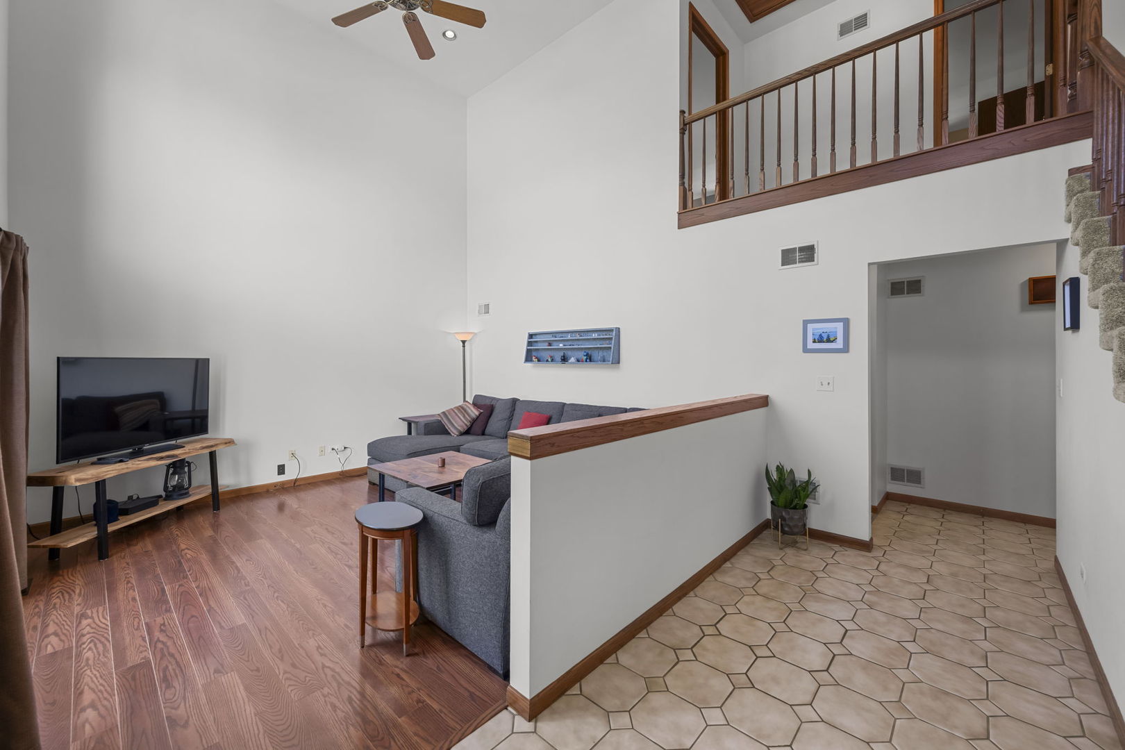 59 Sylvan Court, Elk Grove Village, IL 60007