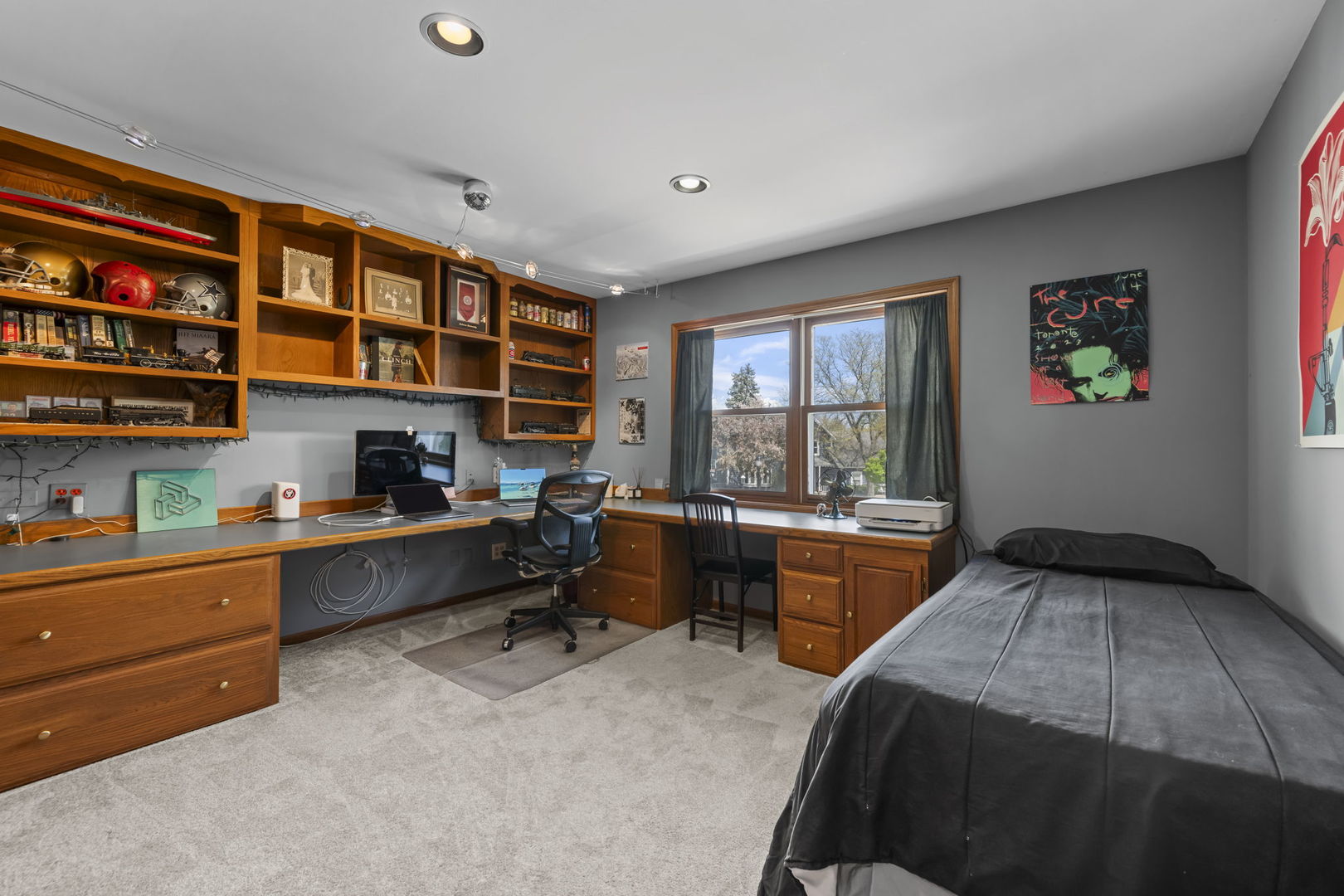 59 Sylvan Court, Elk Grove Village, IL 60007