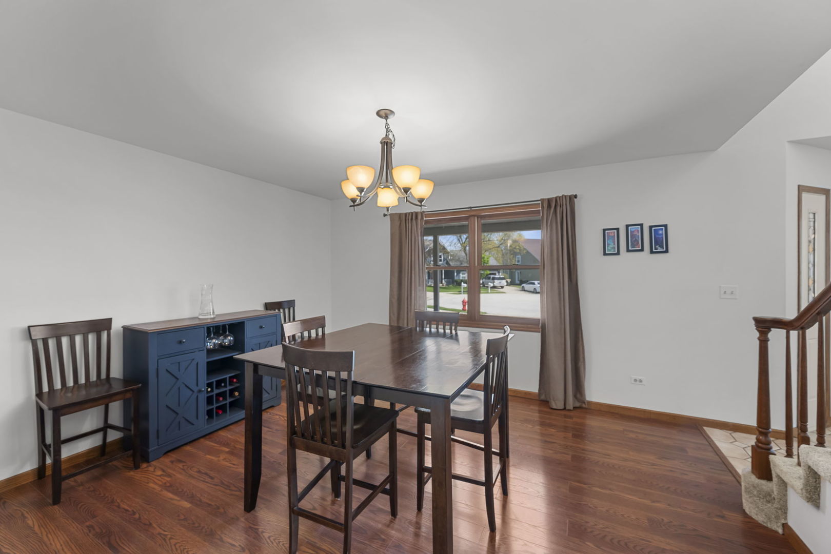 59 Sylvan Court, Elk Grove Village, IL 60007