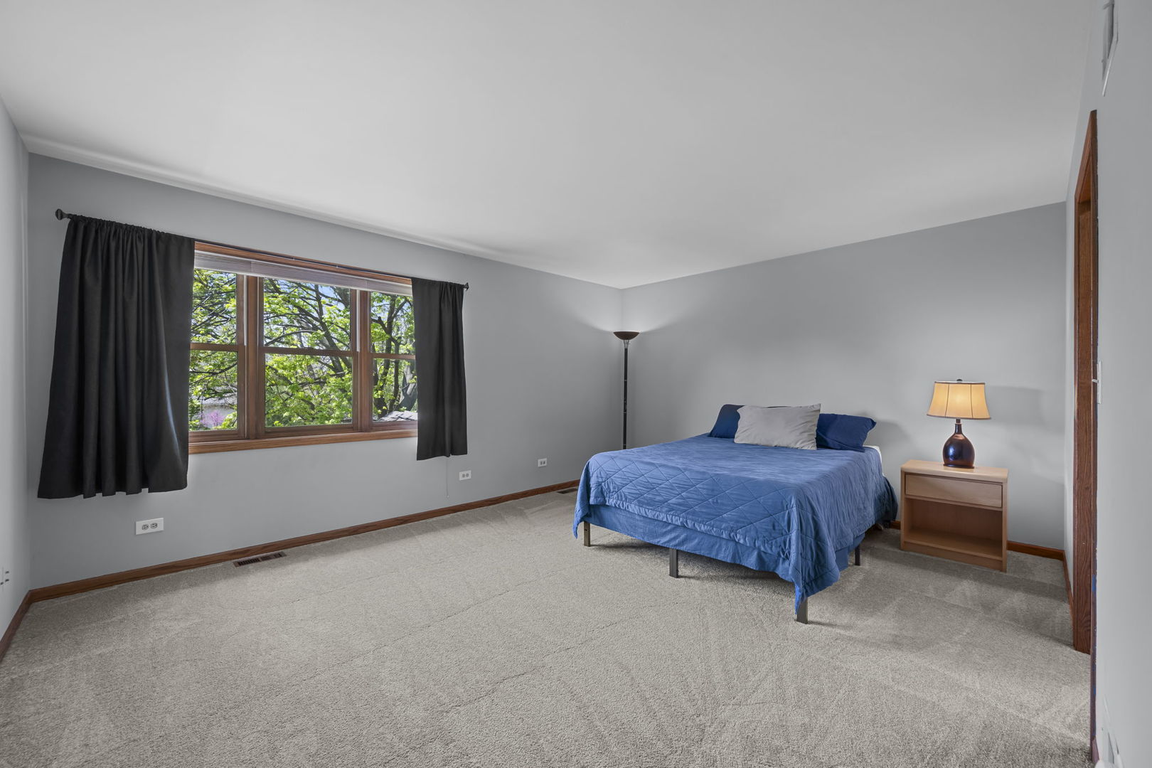 59 Sylvan Court, Elk Grove Village, IL 60007