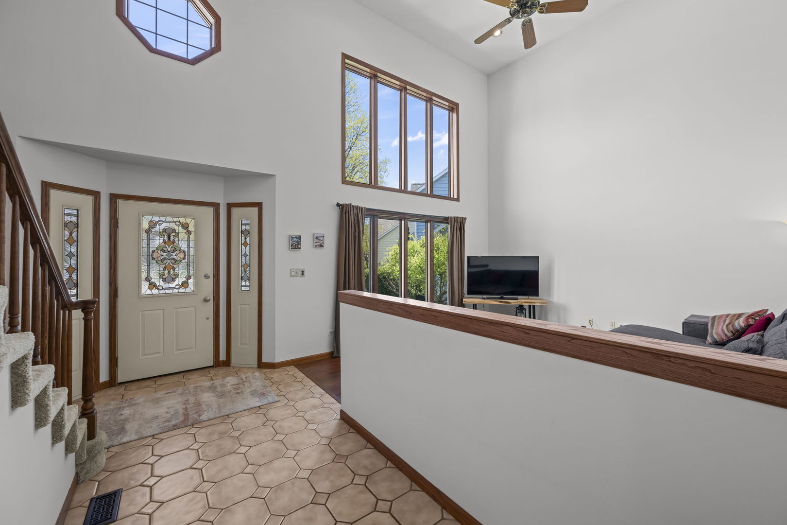 59 Sylvan Court, Elk Grove Village, IL 60007