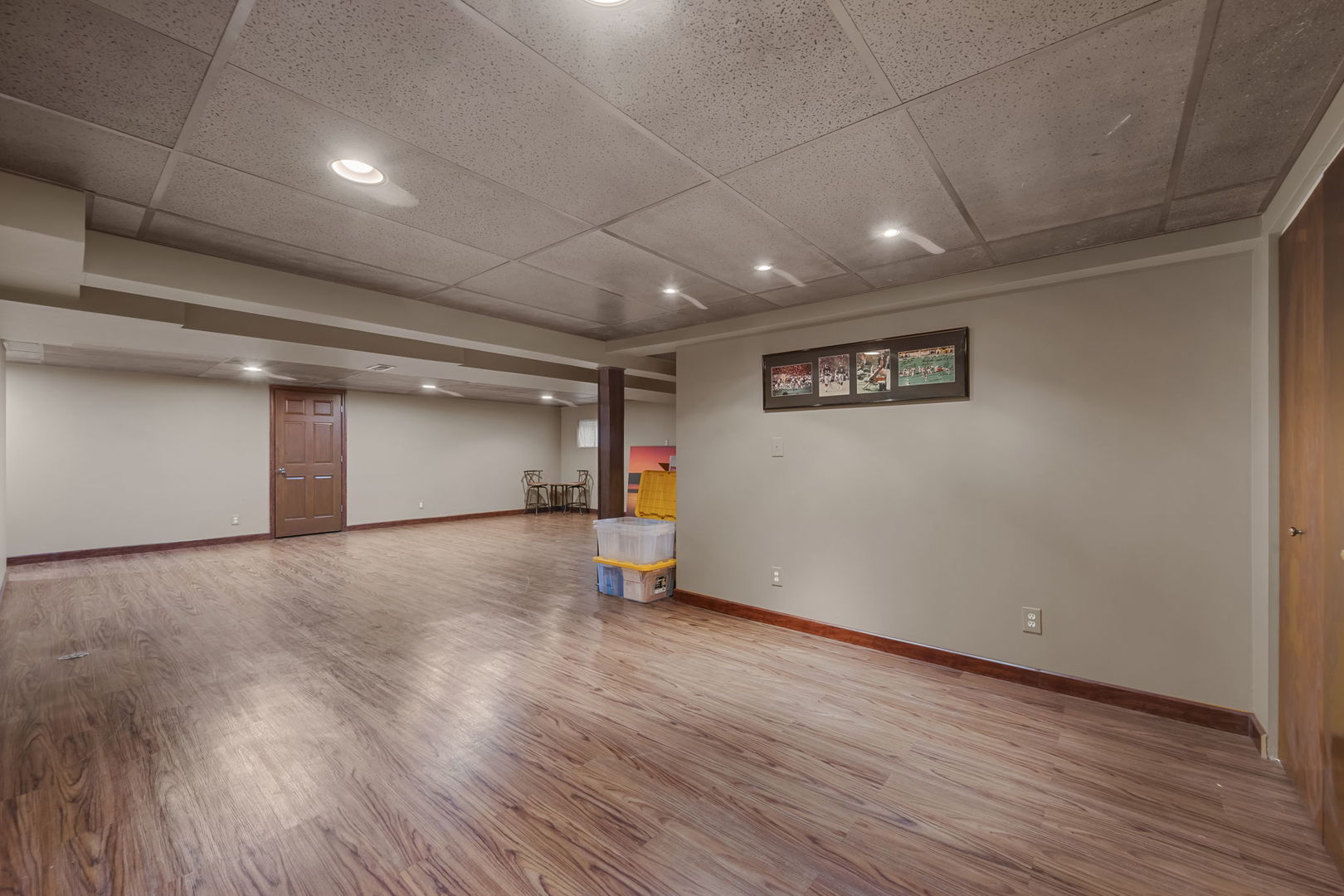 59 Sylvan Court, Elk Grove Village, IL 60007