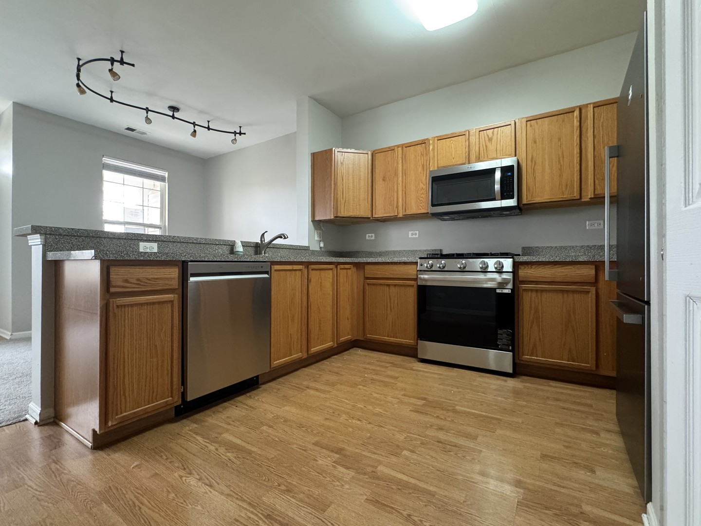 309 Springbrook Trail, Oswego, IL 60543