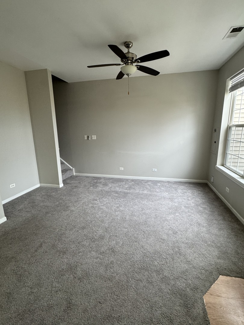 309 Springbrook Trail, Oswego, IL 60543