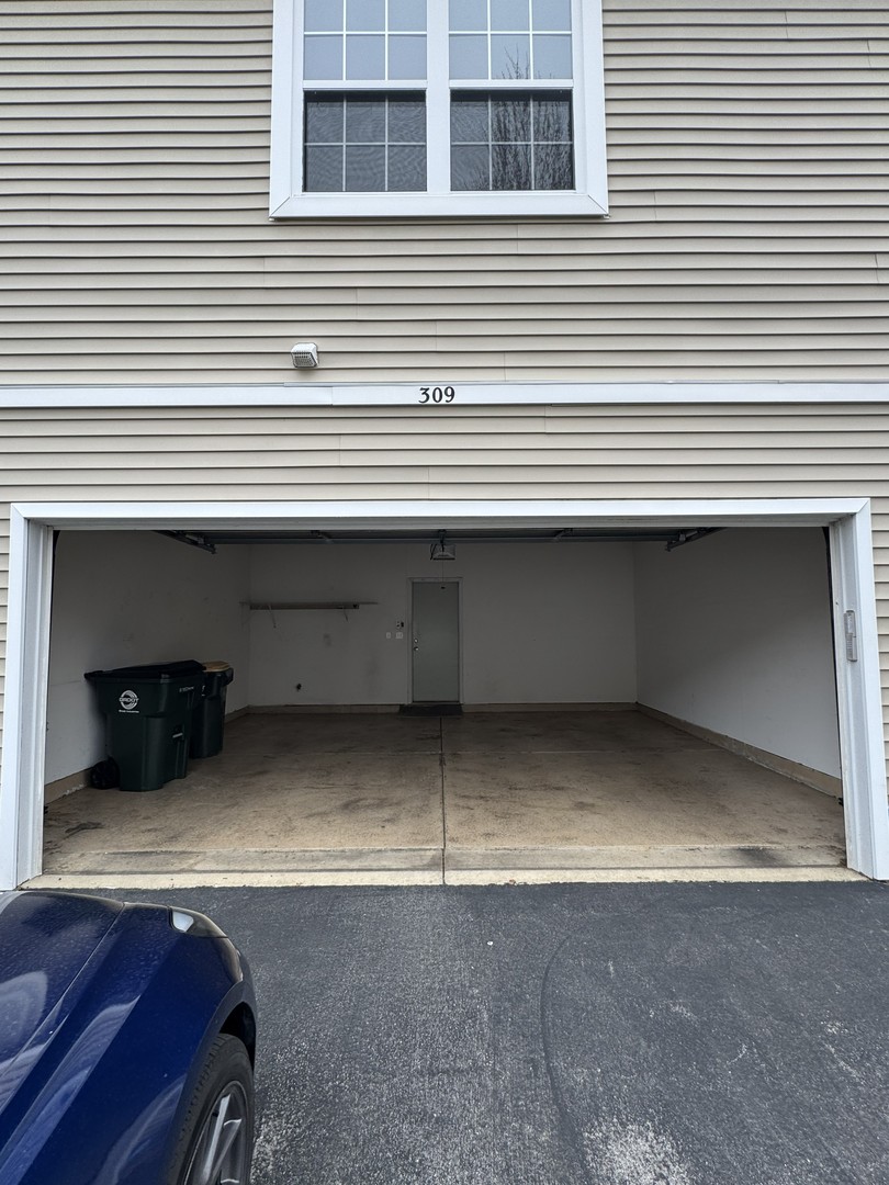 309 Springbrook Trail, Oswego, IL 60543