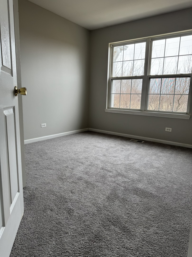 309 Springbrook Trail, Oswego, IL 60543