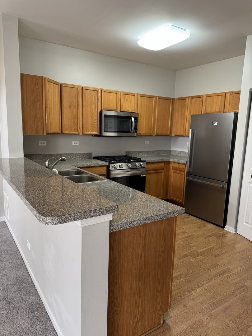 309 Springbrook Trail, Oswego, IL 60543