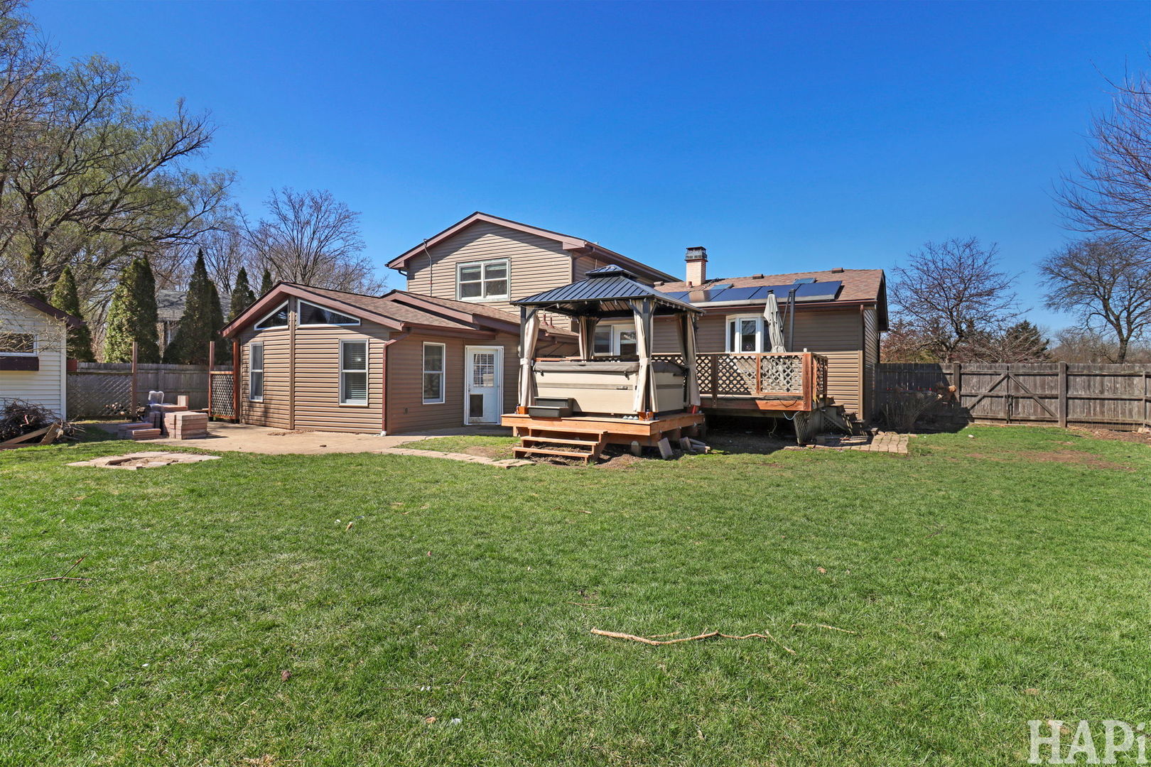 5209 Springdale Lane, McHenry, IL 60050