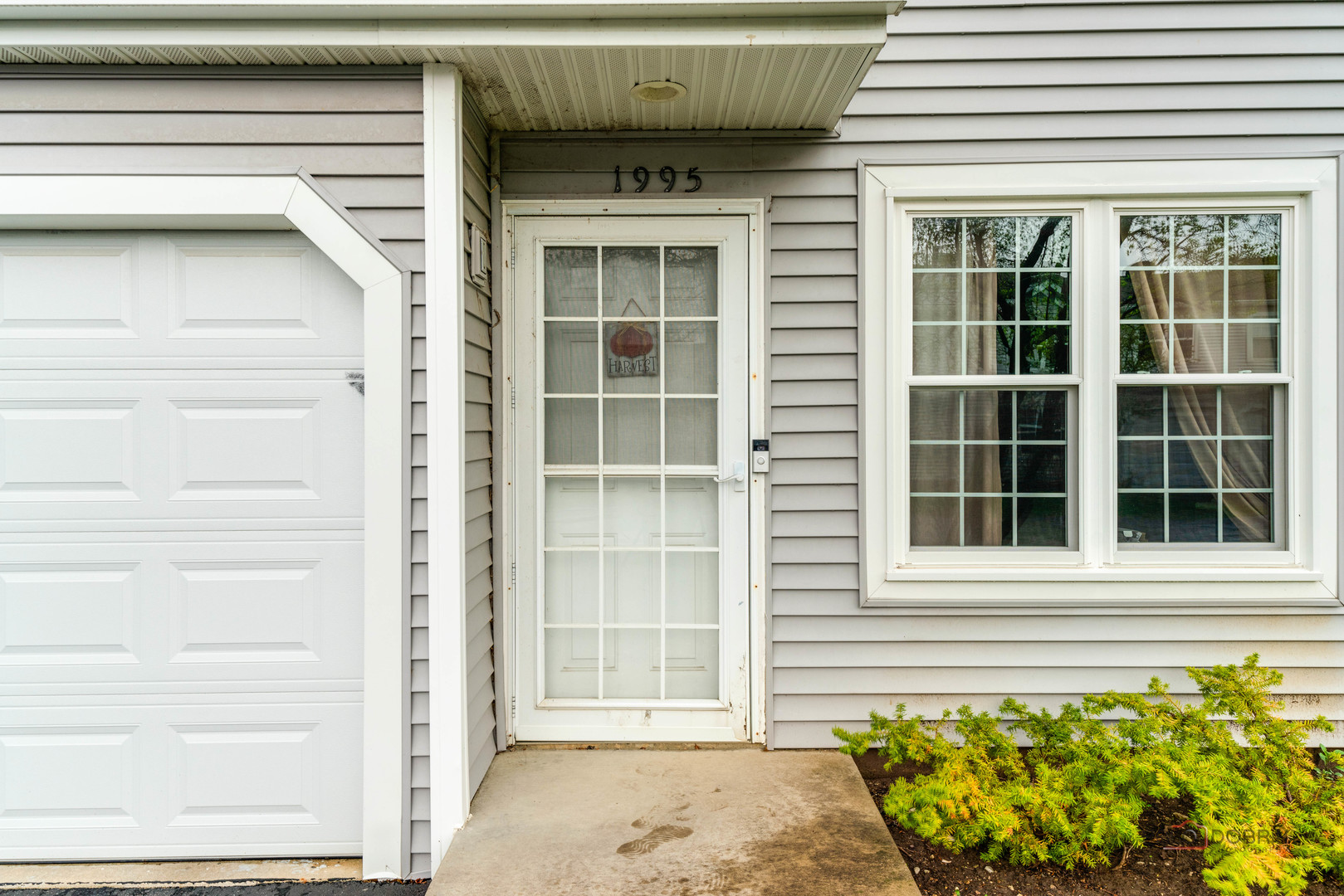 1995 Westview Lane, Round Lake Beach, IL 60073