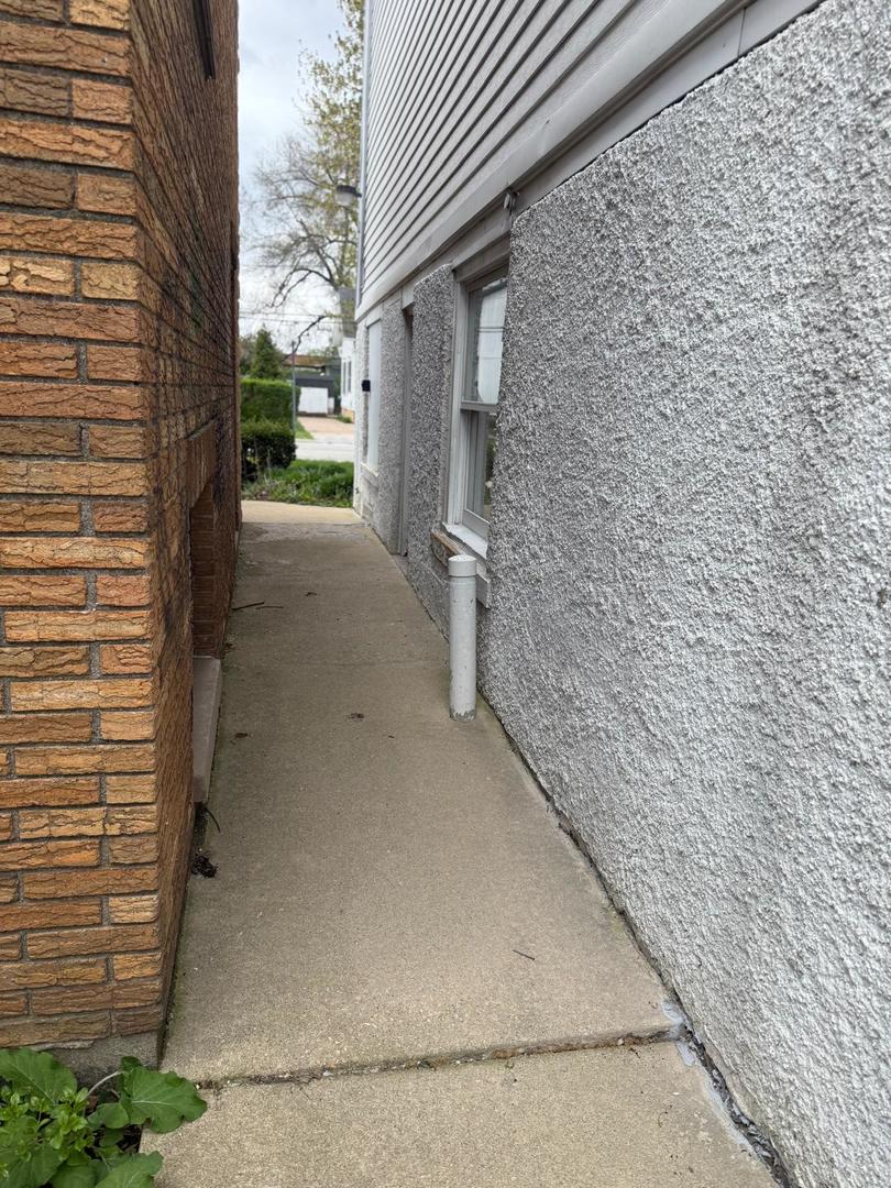 23913 W Lockport Street, Plainfield, IL 60544