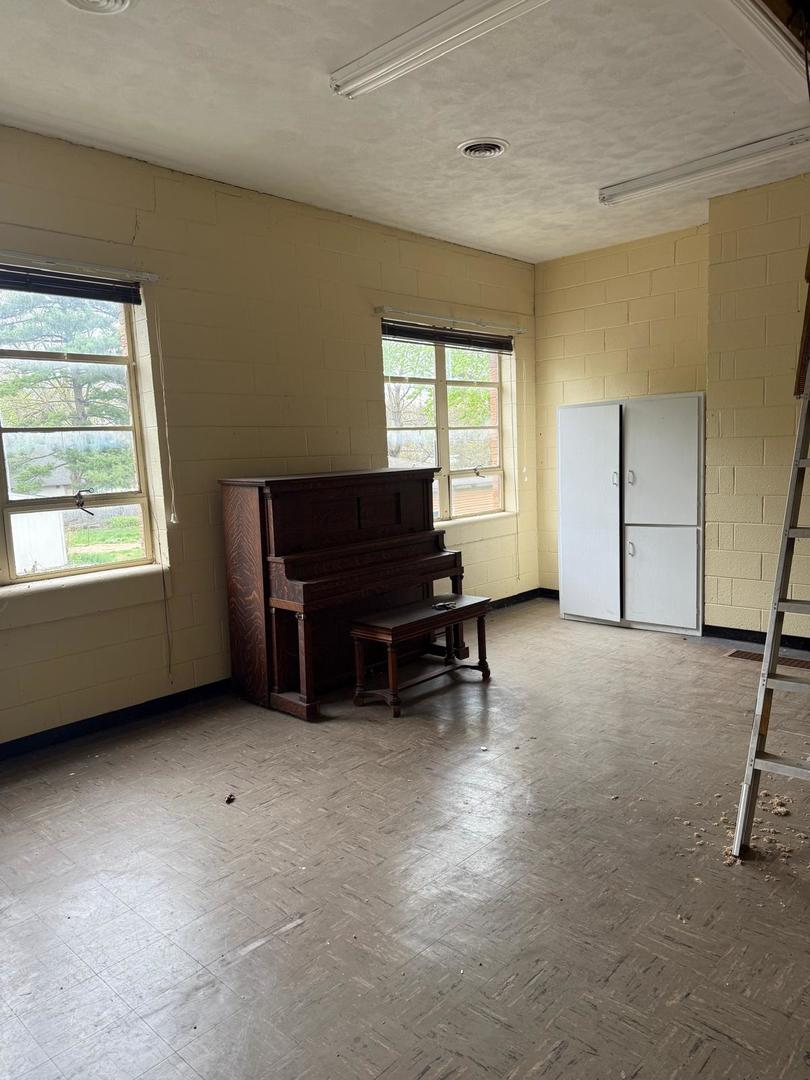 23913 W Lockport Street, Plainfield, IL 60544