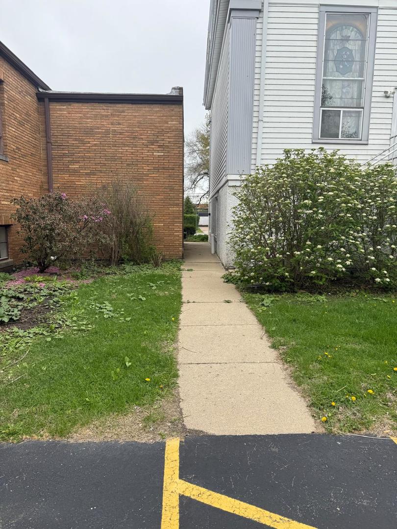 23913 W Lockport Street, Plainfield, IL 60544