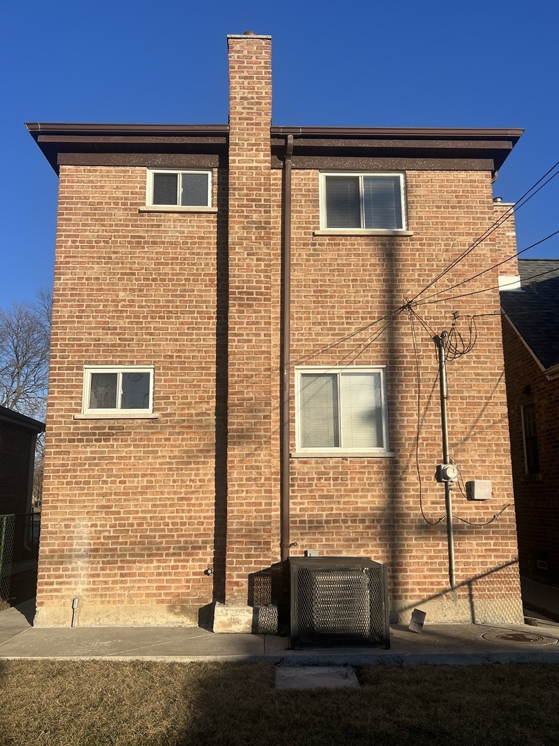 9020 S King Drive, Chicago, IL 60619