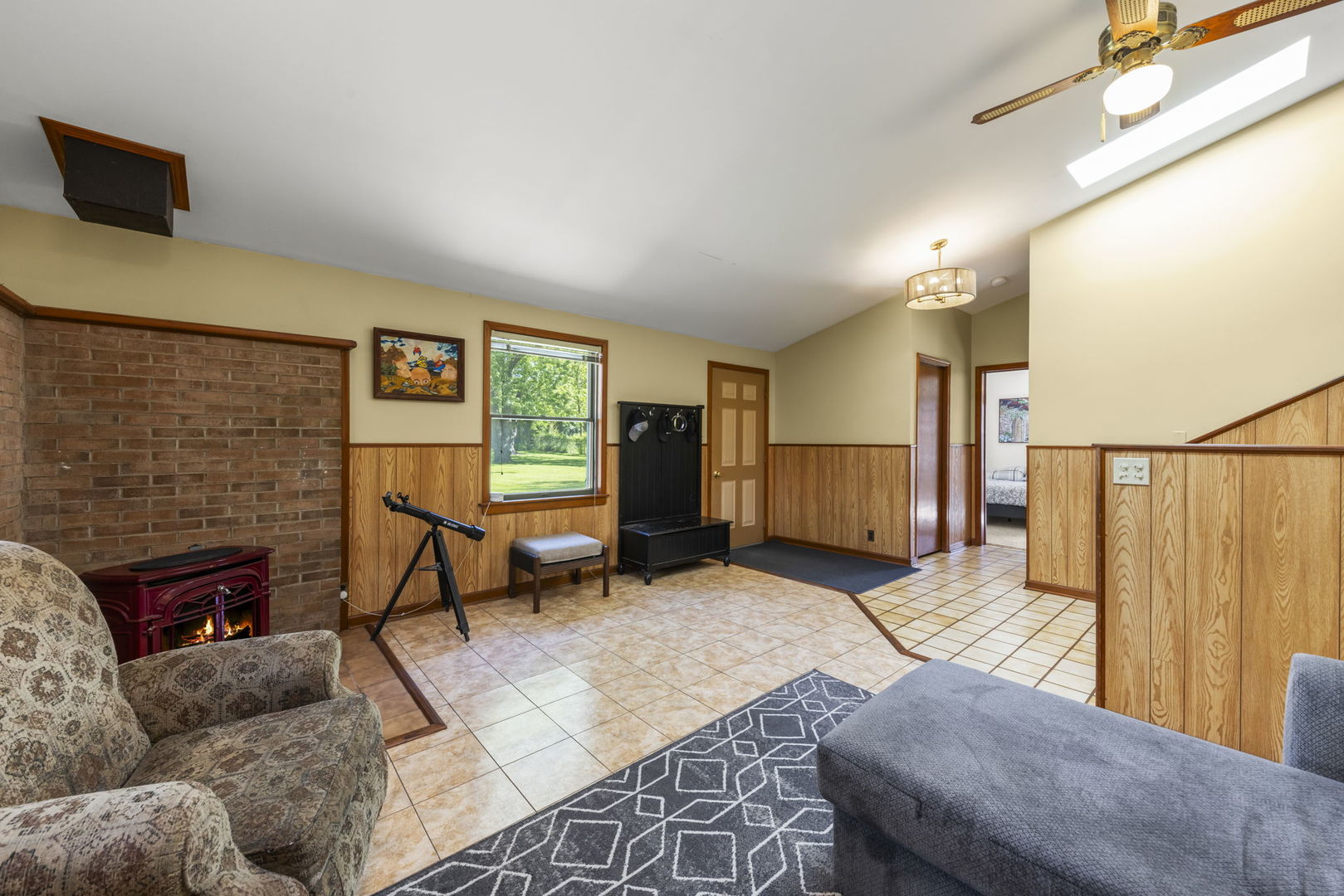 1924 Pine Road, Homewood, IL 60430