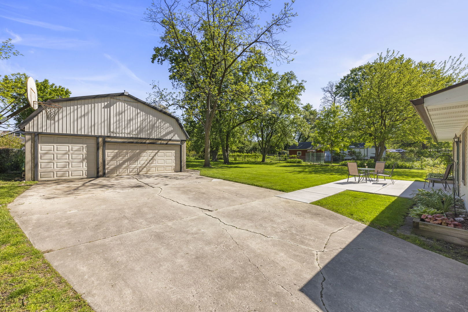 1924 Pine Road, Homewood, IL 60430