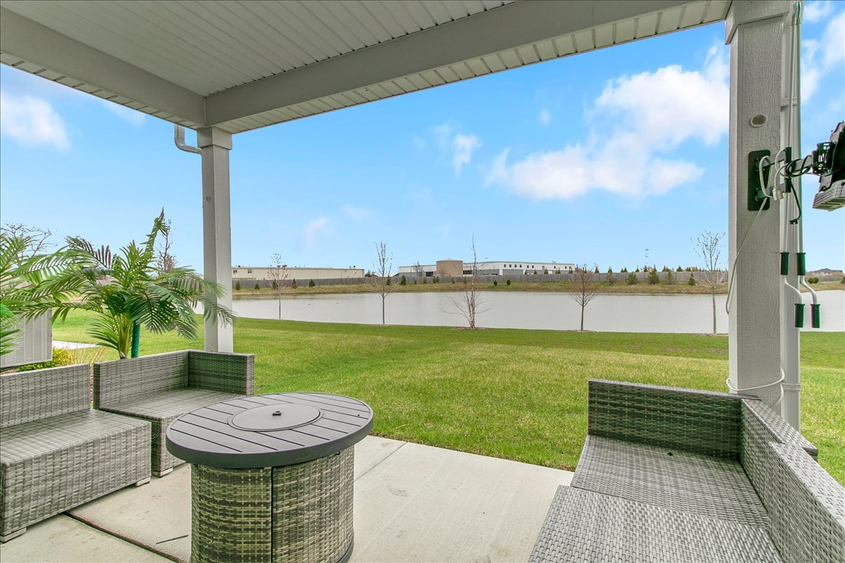 3243 Sweetgrass Circle, Aurora, IL 60503