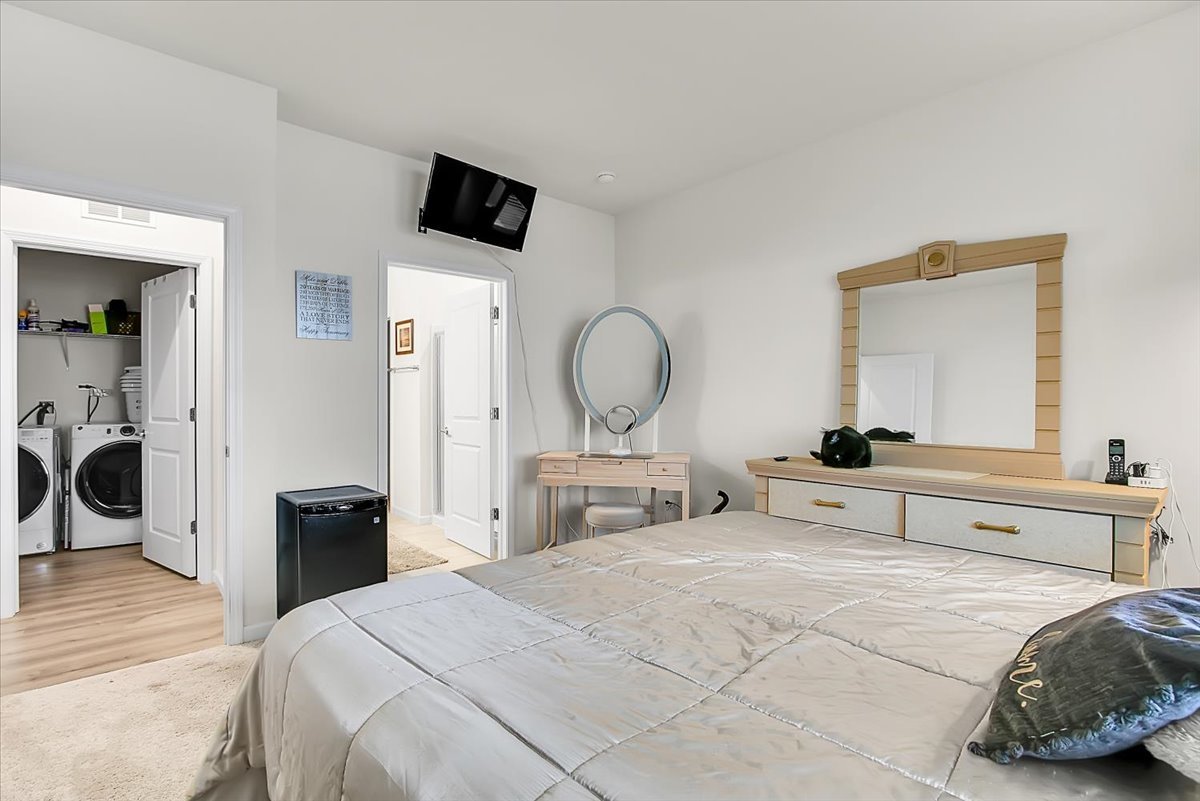 3243 Sweetgrass Circle, Aurora, IL 60503