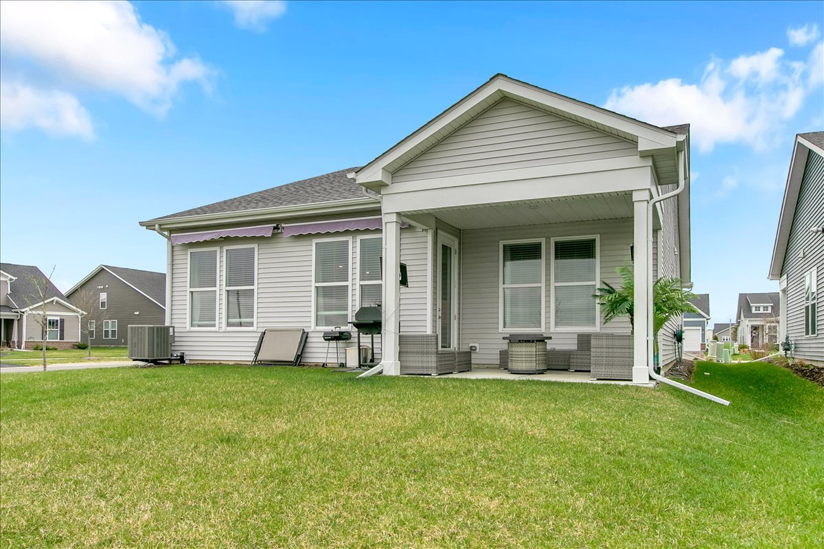 3243 Sweetgrass Circle, Aurora, IL 60503