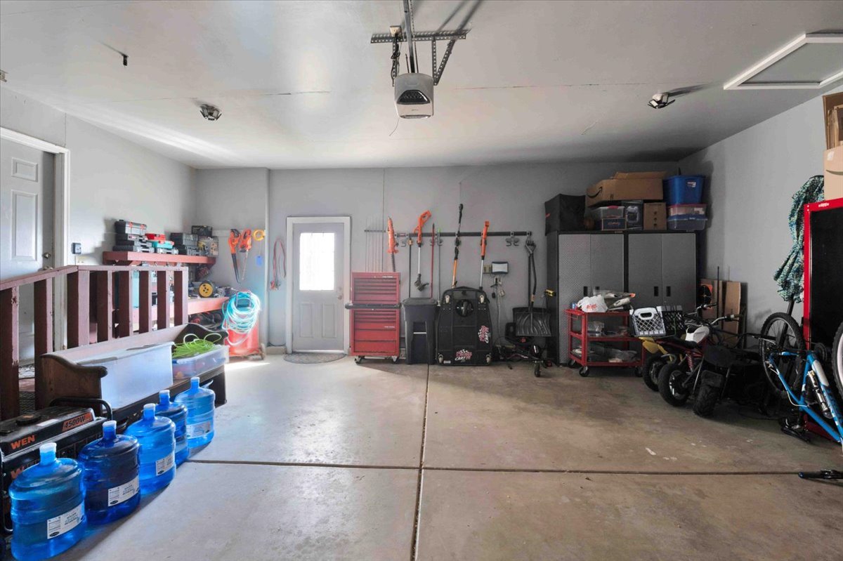 17207 Chase Road, DeKalb, IL 60115