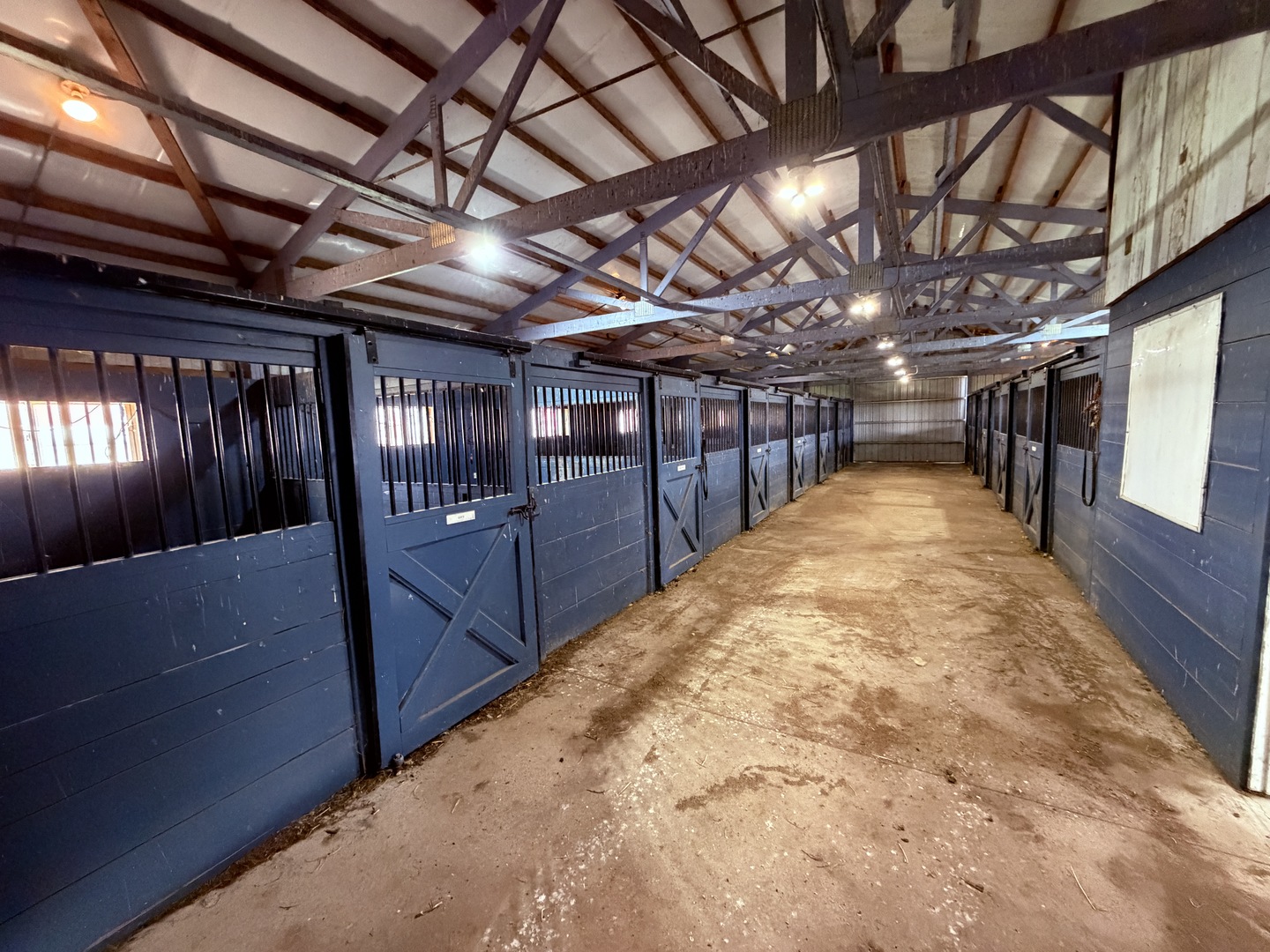 17207 Chase Road, DeKalb, IL 60115