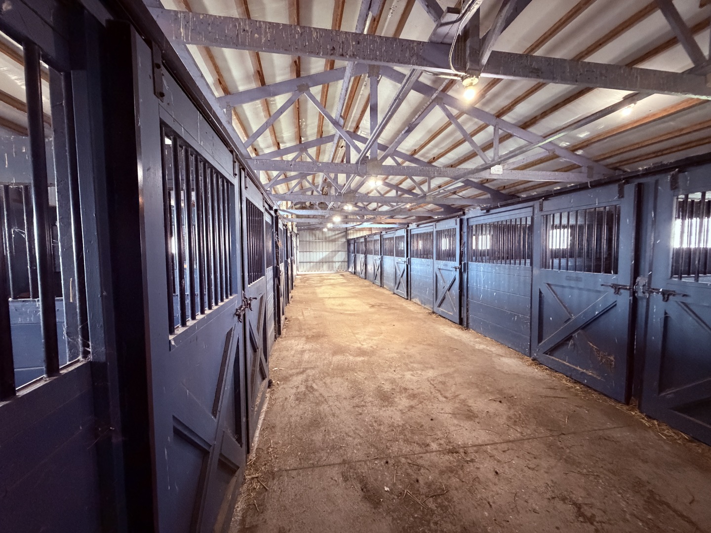 17207 Chase Road, DeKalb, IL 60115