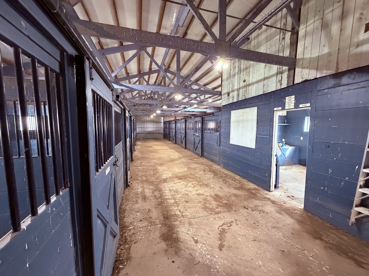 17207 Chase Road, DeKalb, IL 60115