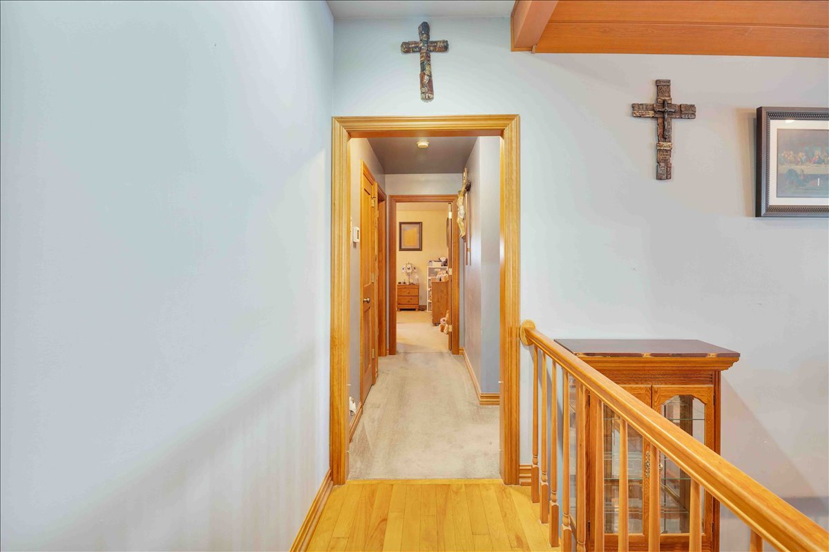 17207 Chase Road, DeKalb, IL 60115