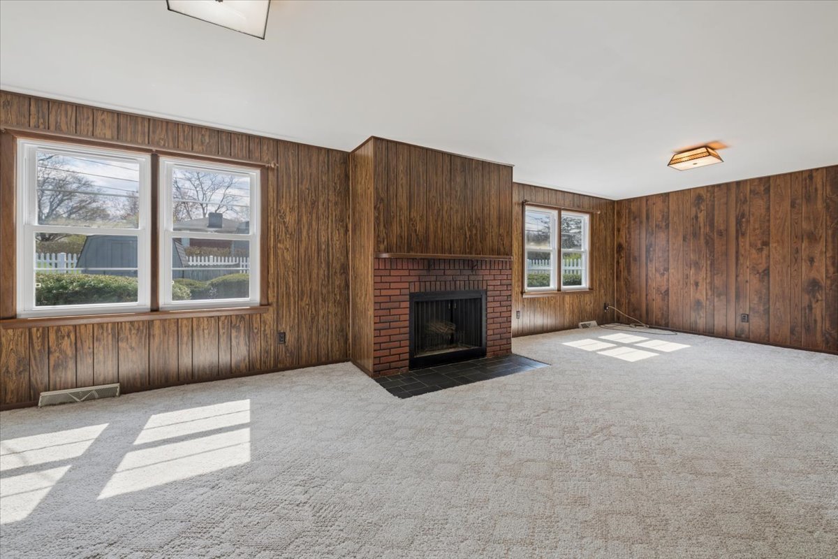 108 Lavidia Boulevard, Joliet, IL 60435