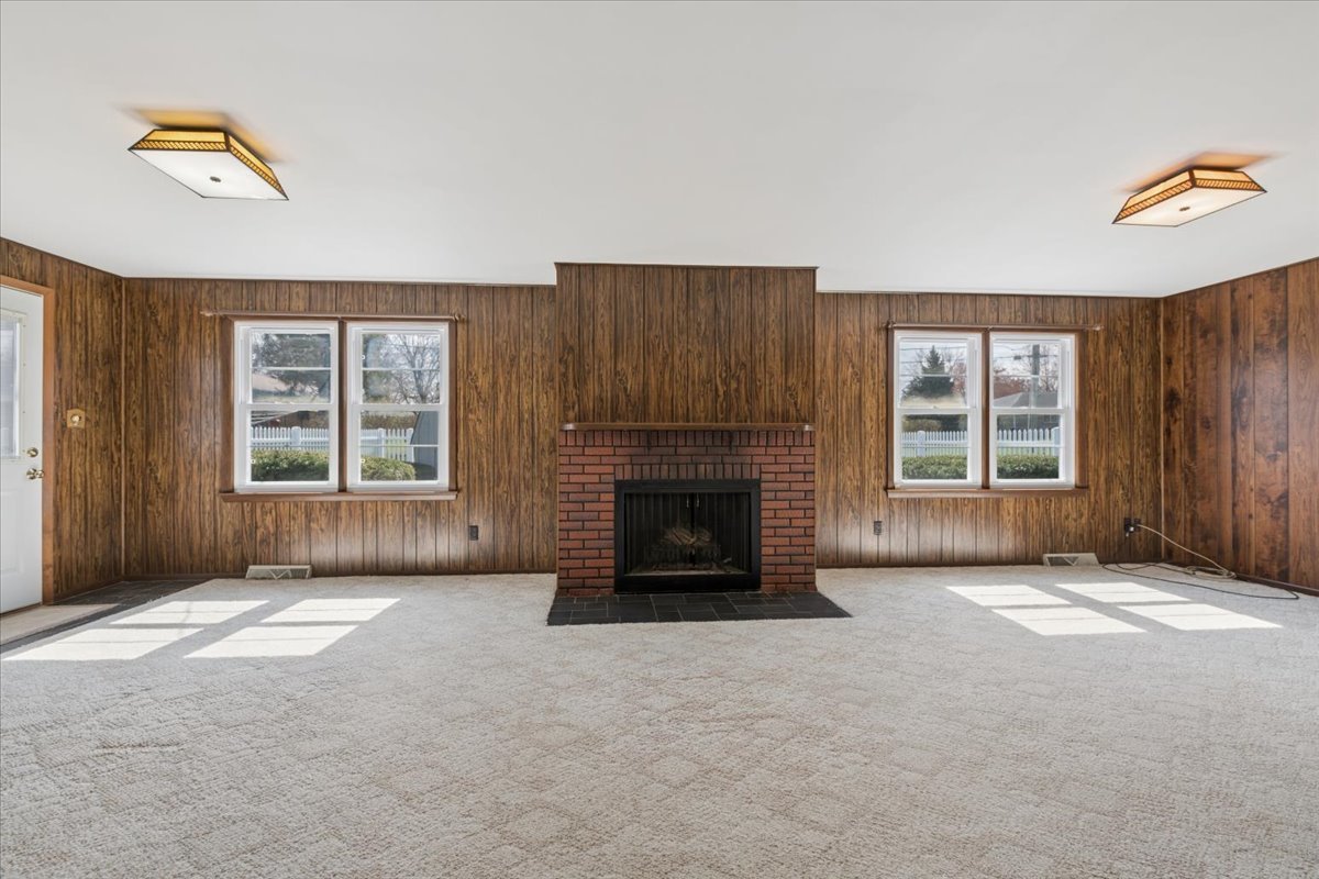 108 Lavidia Boulevard, Joliet, IL 60435