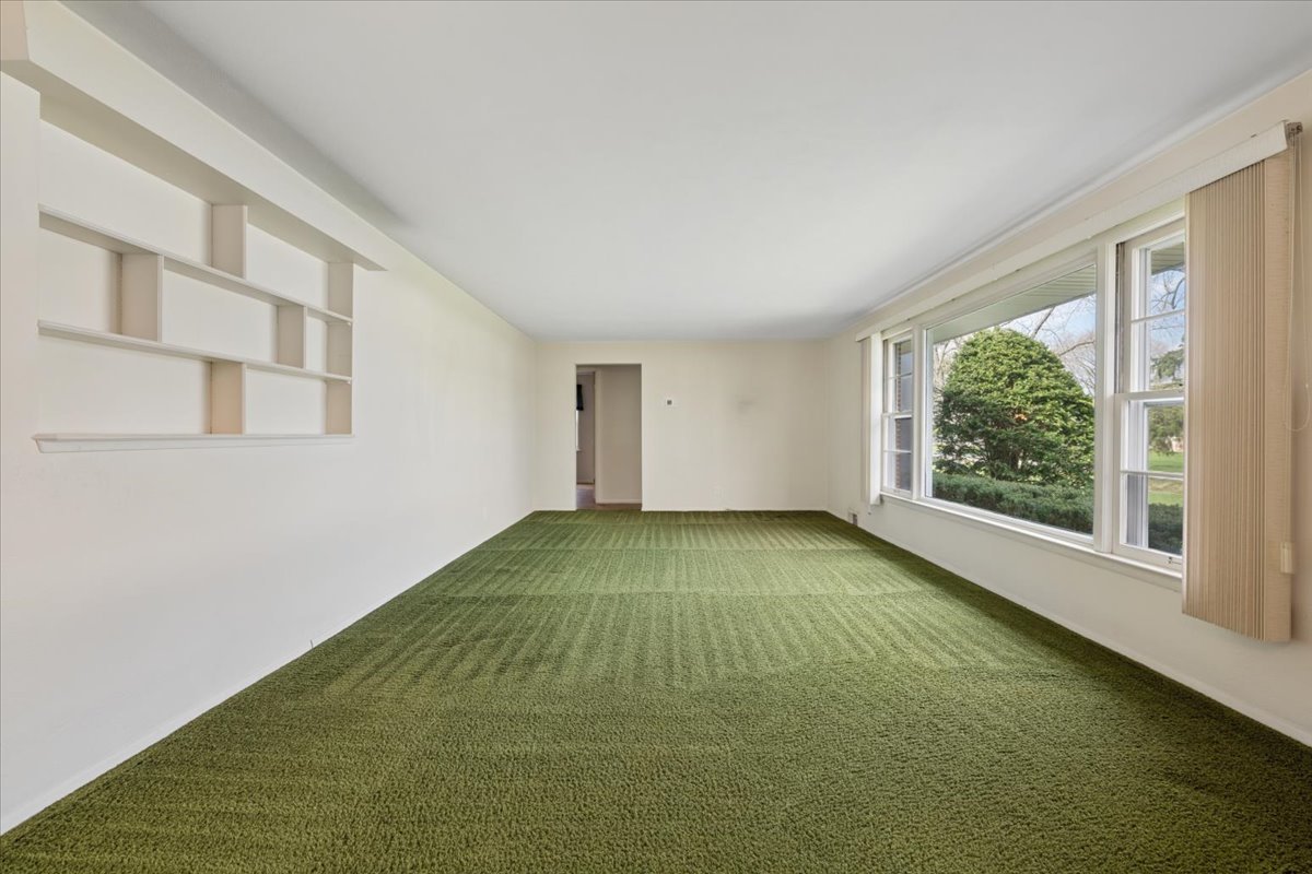 108 Lavidia Boulevard, Joliet, IL 60435