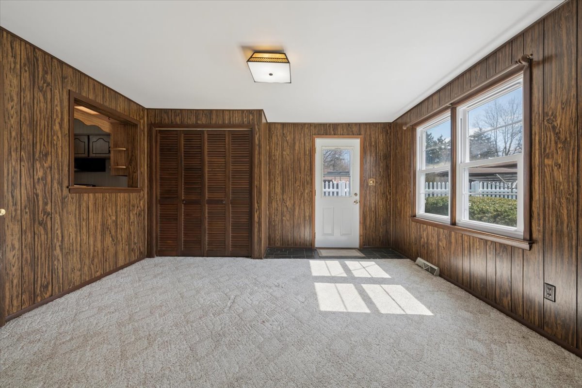 108 Lavidia Boulevard, Joliet, IL 60435