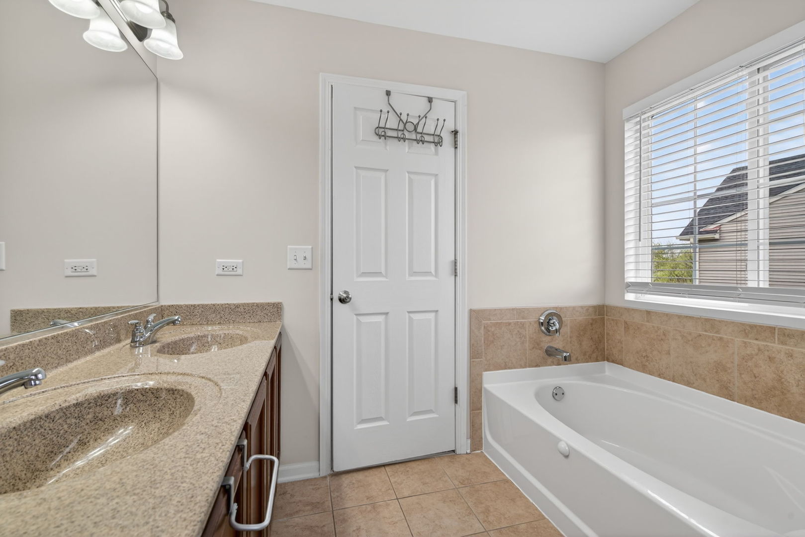 25234 Presidential Avenue, Plainfield, IL 60544