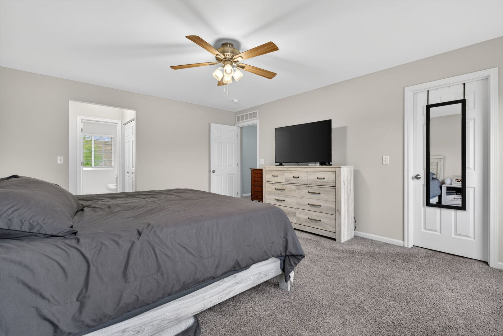 25234 Presidential Avenue, Plainfield, IL 60544